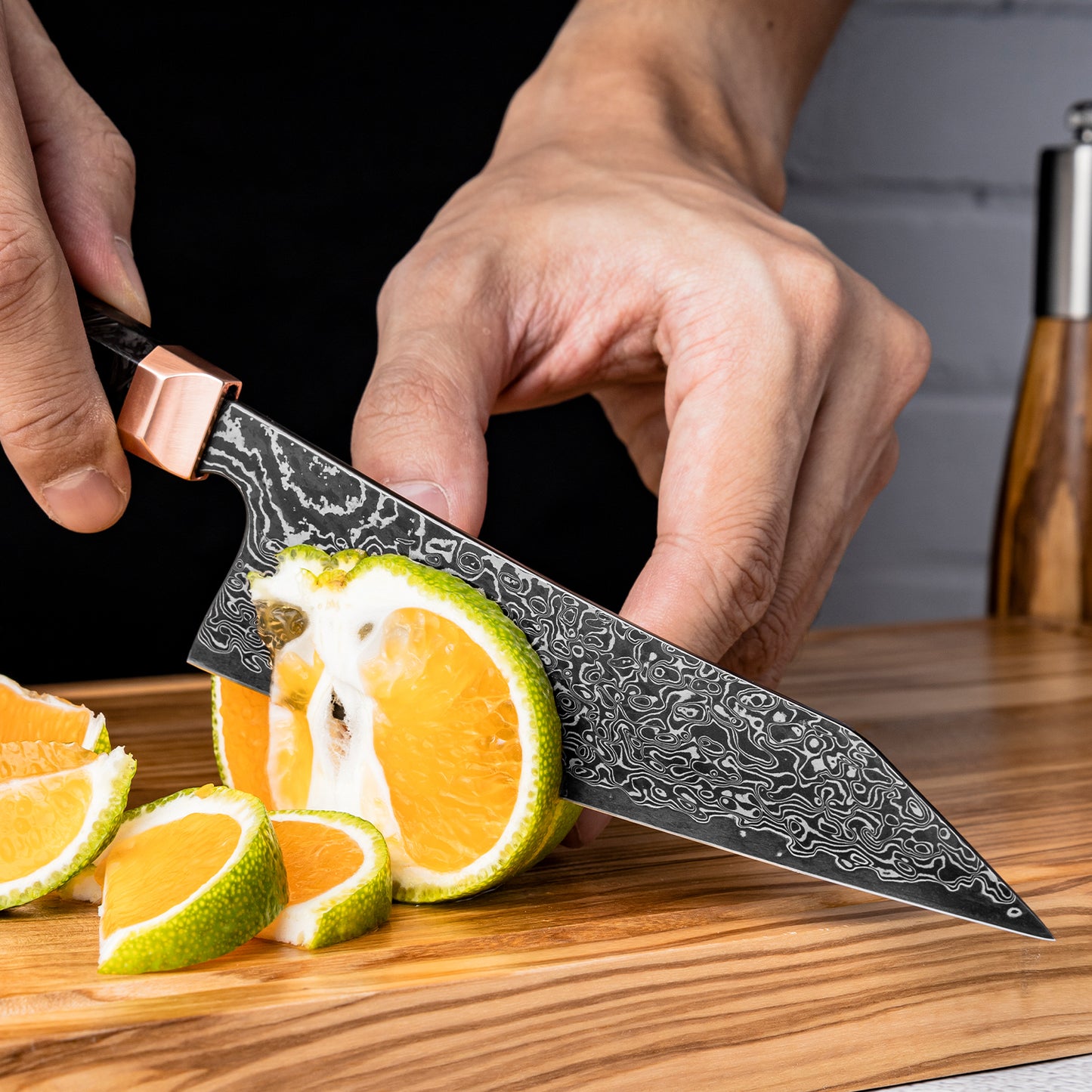 Obsidian (黒曜石) Damascus Steel - 5.5 Inch Bunka Knife